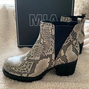 MIA Jody-S Bootie